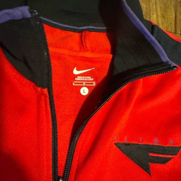 Nike Air Flight 1 Track Jacket Red Black Jordan Retro Great Condition size L - Picture 6 of 10